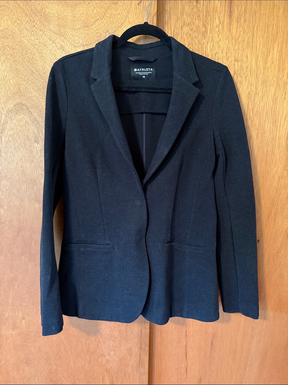 Athleta fitted stretchy black wool blazer - Size 10